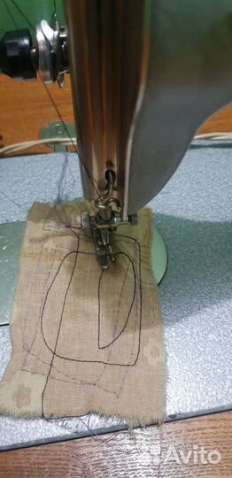 Швейная машина Подольск 2м с эл.приводом