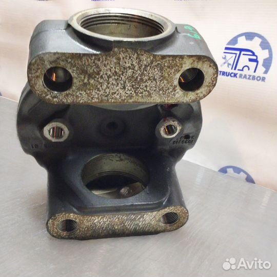 Кулак поворотный правый Volvo FM и FMX-4 (8х4)