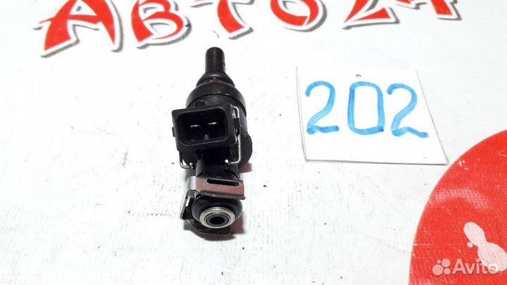 Форсунка BMW 320i E46 M54 B22 2004