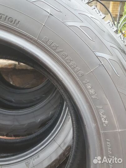 Yokohama Ice Guard IG55 215/65 R16 102