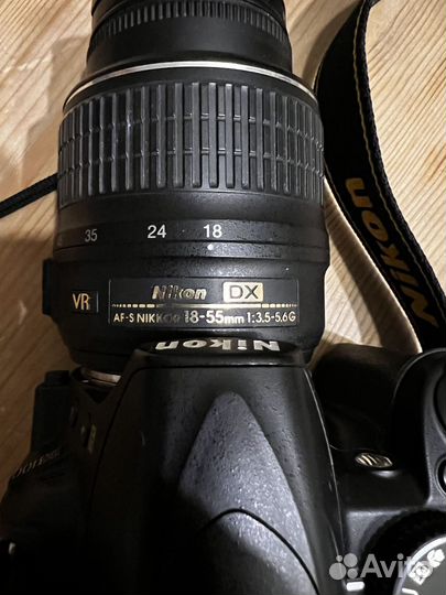 Nikon D3100 Kit AF-S DX Nikkor 18-55mm f/3.5-5.6G