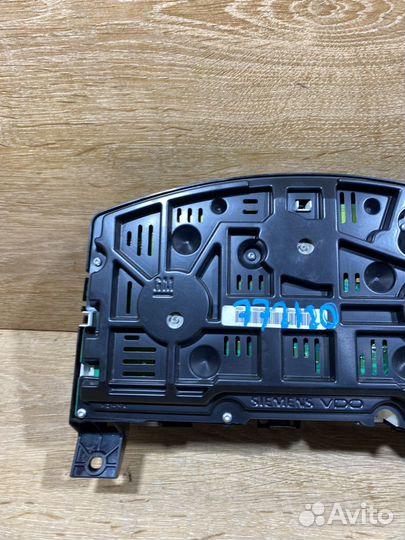 Панель приборов Opel Zafira B дизель 772120