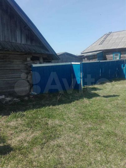 Дом 50 м² на участке 4,5 га