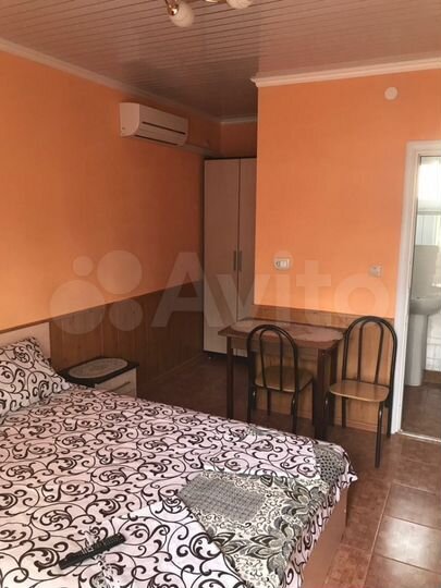 Комната 13 м² в 1-к., 1/2 эт.