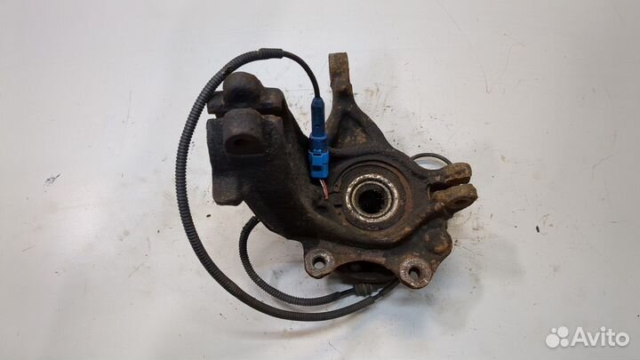 Ступица (кулак, цапфа) правая передняя Citroen C2