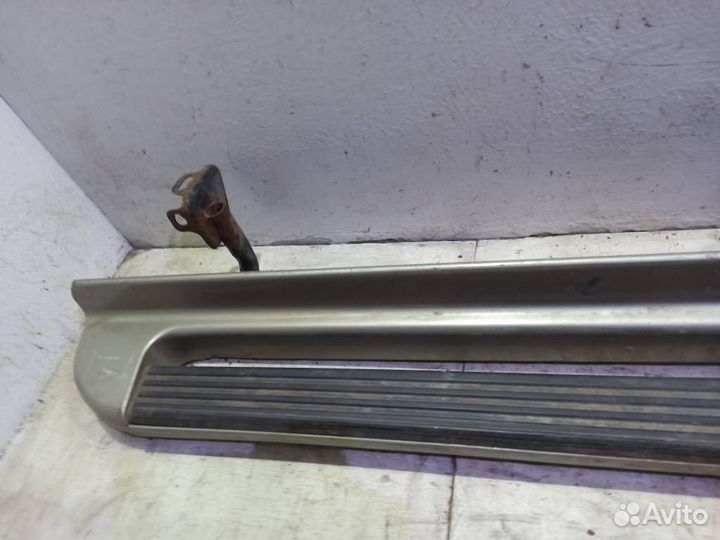 Подножка левая Митсубиси