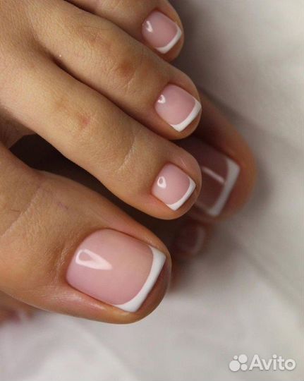 Маникюр педикюр