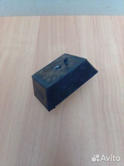 Подушка двигателя передняя Газель,Волга.язрти