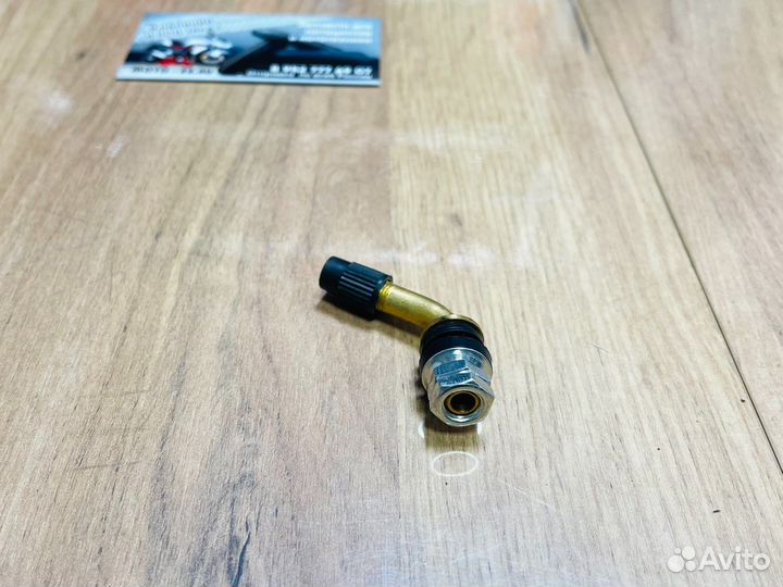 Вентиль колеса на Скутер