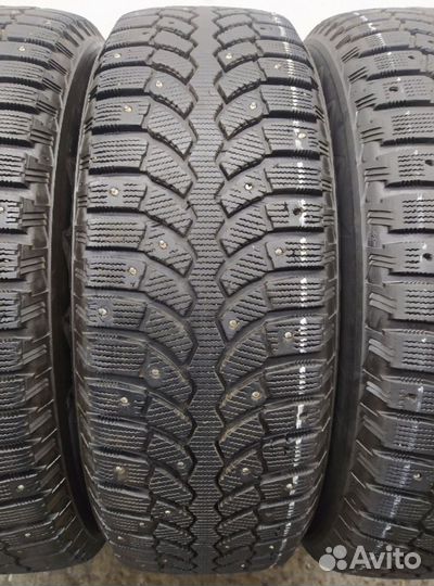Bridgestone Blizzak Spike-01 225/65 R17 100Z