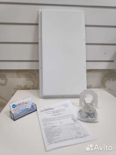 Широкополосная 2g/3g/4g mimo антенна 18дб