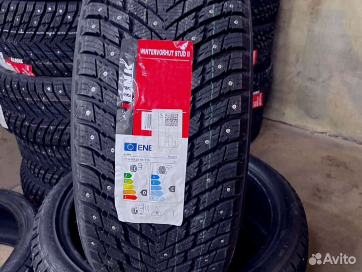 iLink Wintervorhut Stud II 255/45 R20 122U