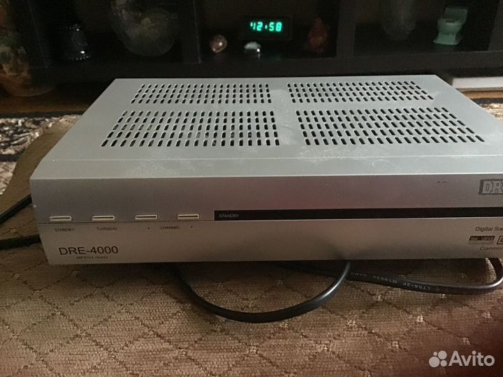 Спутниковый ресивер триколор DRE -4000