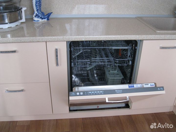 Установка встраиваемой и бытовой техники