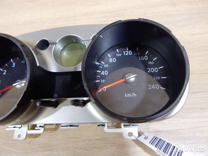 Щиток приборов Nissan Qashqai J10 1,6