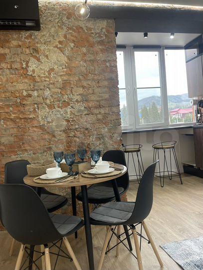 2-к. квартира, 42 м², 3/5 эт.