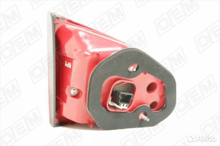 Фонарь правый задний в крышку багажника 691420