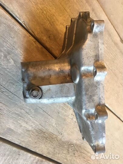 Продаю поддон б/у cbr600rr 2003-2006г