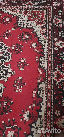 Ковер полушерстяной