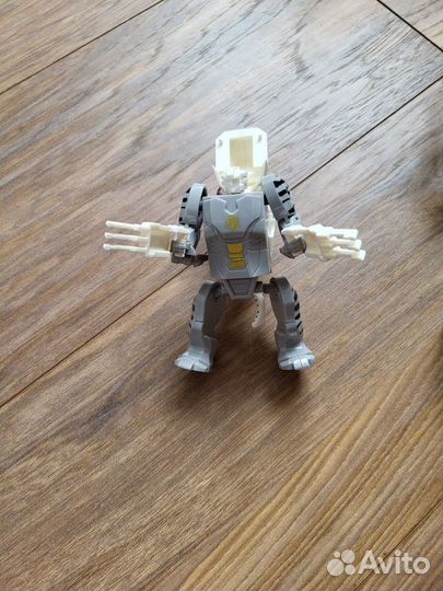 Lego bionicle