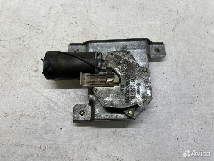 Моторчик стеклоочистителя задний Volkswagen Golf 2