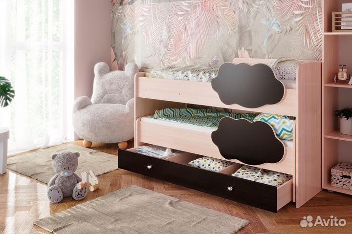 Двухъярусная кровать