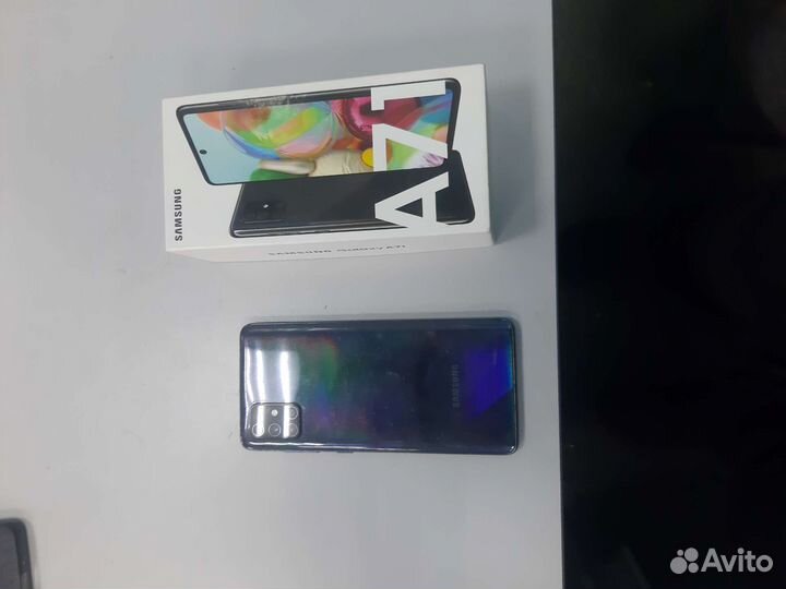 Телефон samsung galaxy a71
