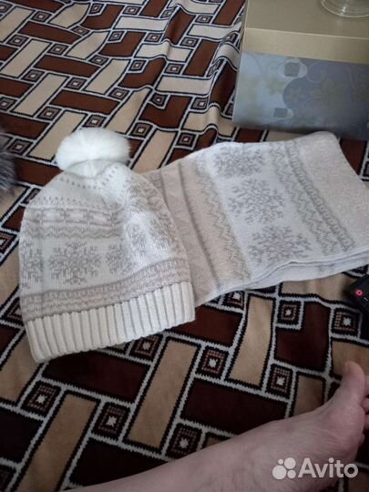 Комплект шапка и шарф женский