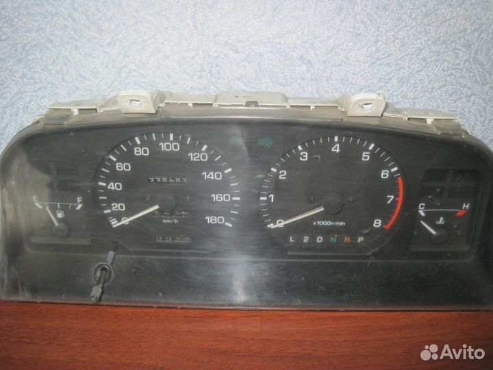 Блок управления отопителем и щиток приборов