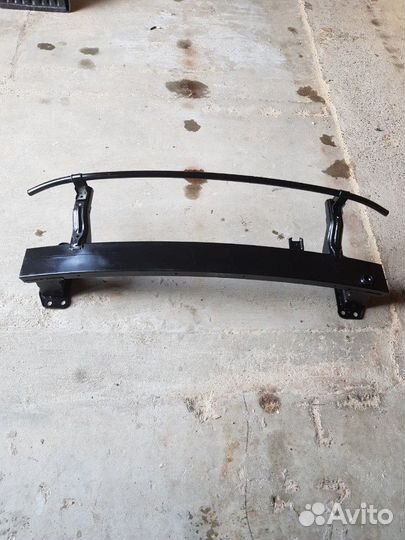 Усилитель бампера Hyundai Solaris