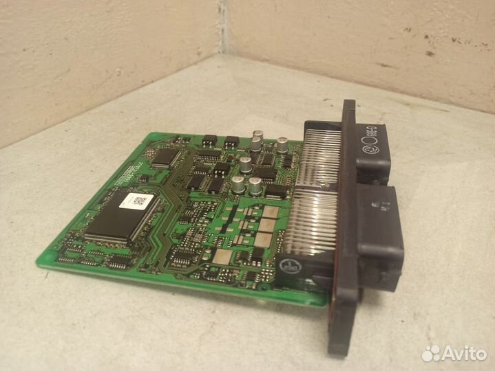 Блок управления двигателем