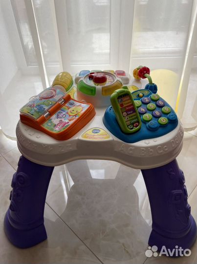Развивающий столик VTech «играй и учись»