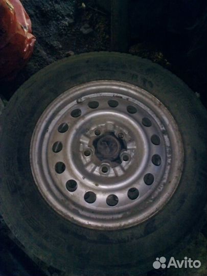 R15 Yokohama Guardex RV F340 175/80, PCD 5x114.3 DIA 52