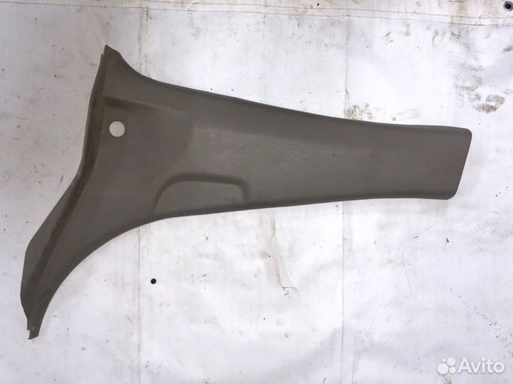 Накладка на бампер Nissan Liberty PM12 QR20DE