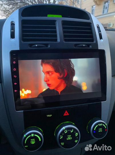 Штатная магнитола Kia Cerato