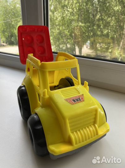 Lego машина