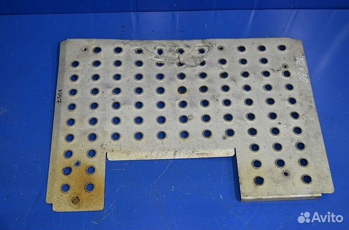 Металлический трапик renault trucks Magnum Dxi (01