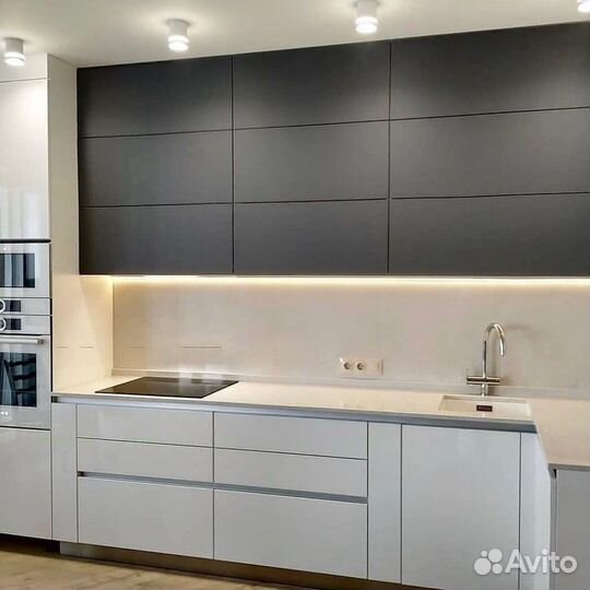 Кухонный гарнитур. Современная кухня