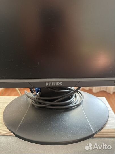Монитор philips
