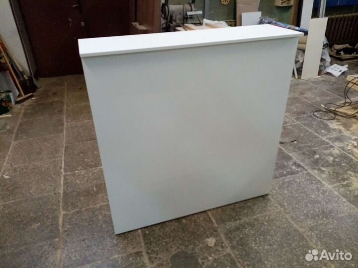 Стойка ресепшн для администратора, новая