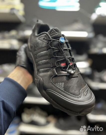 Кроссовки Adidas весенние (натуральная кожа)