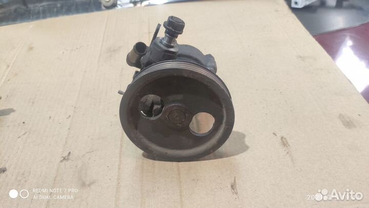 Насос гур 4G63 Mitsubishi RVR