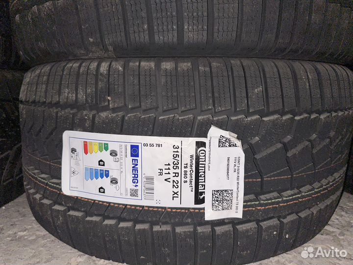 Continental ContiWinterContact TS 860S 285/40 R22 и 315/35 R22 111V