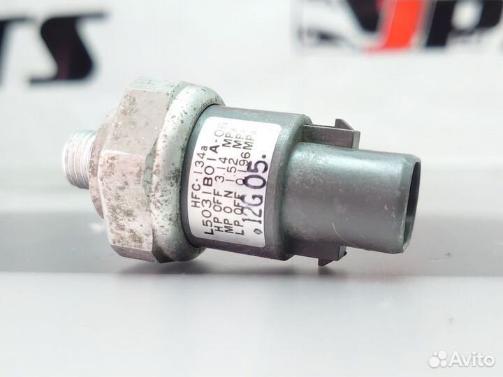 Датчик кондиционера Mazda 3 BK рестайлинг (2006—20