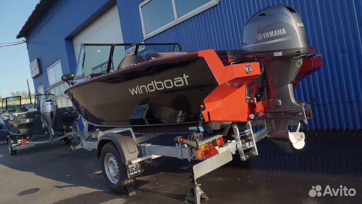 Windboat 4.6 DCX