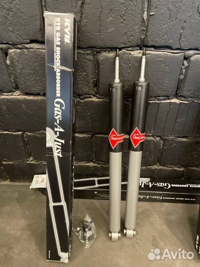 Амортизатор перед. Mercedes-benz C-Class 1993-2001