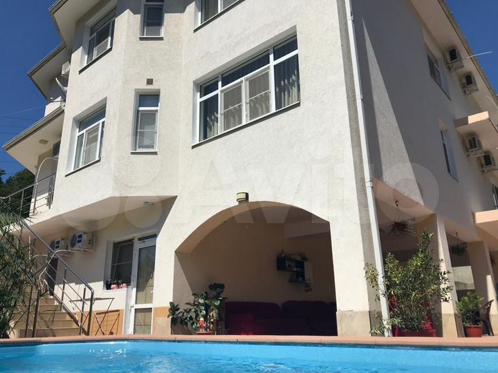 Комната 20 м², 2/3 эт.