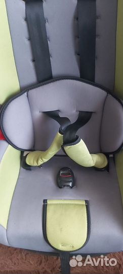 Автомобильное детское кресло