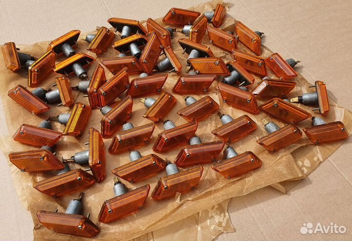 Повторители в сборе для Ваз 2103. Новые. СССР