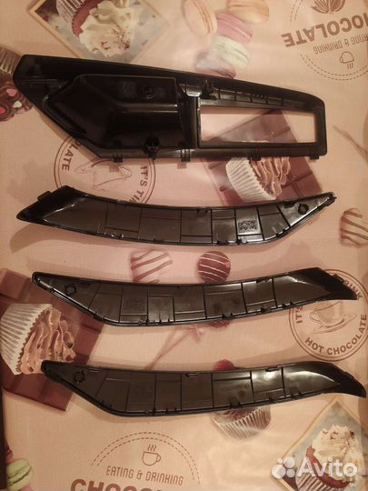 Внутренние ручки дверей Лада Веста